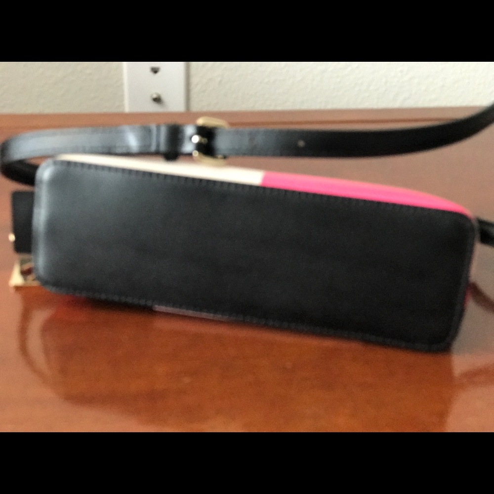kS Bag - Picture 2 of 5